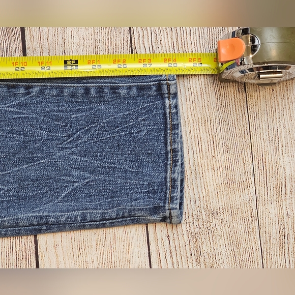 American Eagle Next Level Flex Distressed look Jeans - Picture 7 of 8